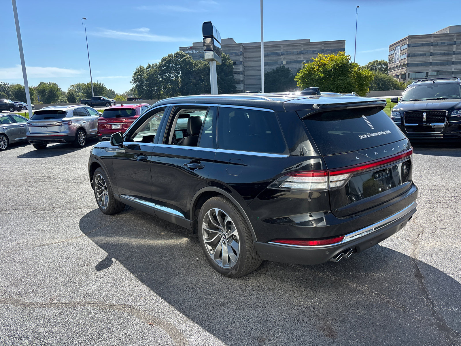New 2025 Lincoln Aviator Reserve w/ Illumination Package image 5