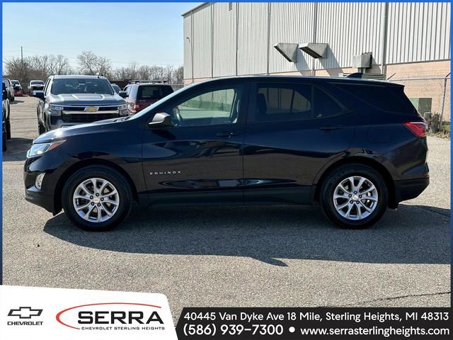 Used 2020 Chevrolet Equinox LS w/ LS Convenience Package image 2