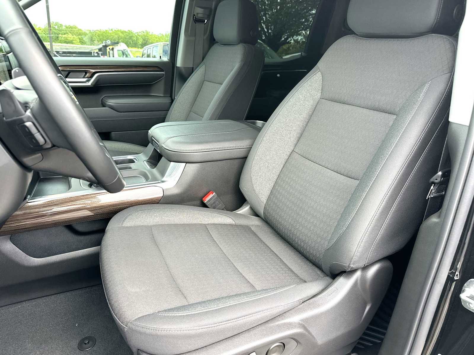 Used 2026 Chevrolet Silverado 1500 LT w/ Texas Edition Plus image 17