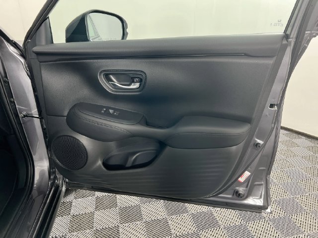 Certified 2027 Honda HR-V LX image 29