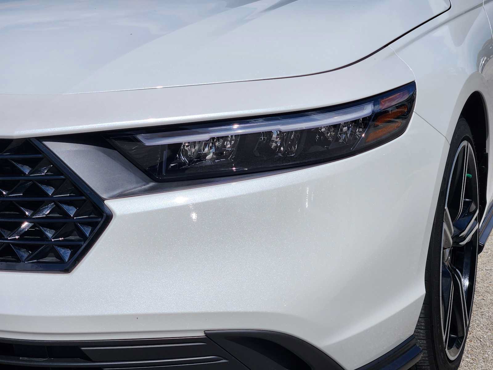 Used 2025 Honda Accord Sport image 7