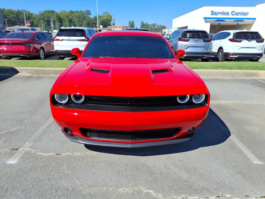 Used 2023 Dodge Challenger SXT w/ Blacktop Package image 2