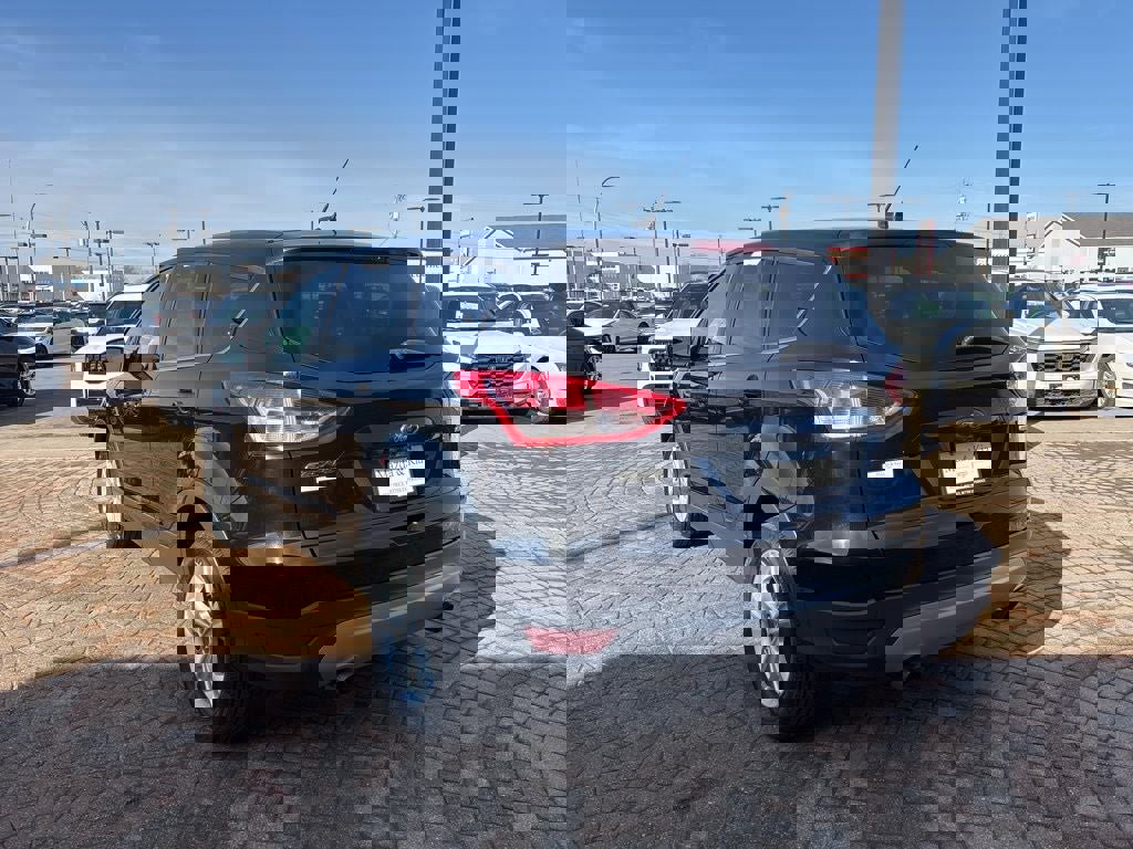 Used 2015 Ford Escape SE image 7