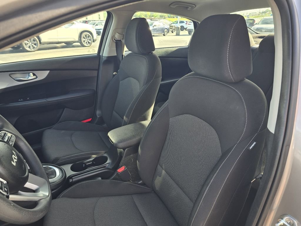Used 2023 Kia Forte LXS FWD image 13