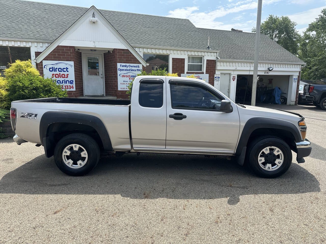 Used 2005 Chevrolet Colorado LS w/ Power Convenience Package AWD/4WD image 8