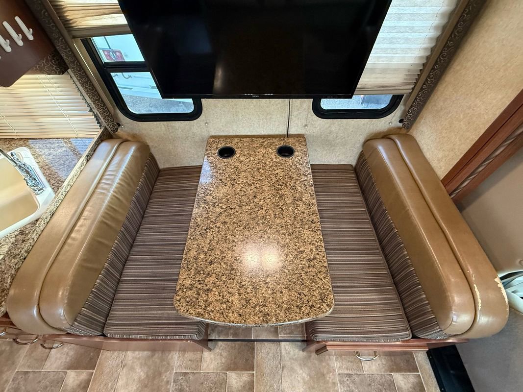 Used 2015 Ford E-450 and Econoline 450 Super Duty w/ Motorhome Prep Package image 23