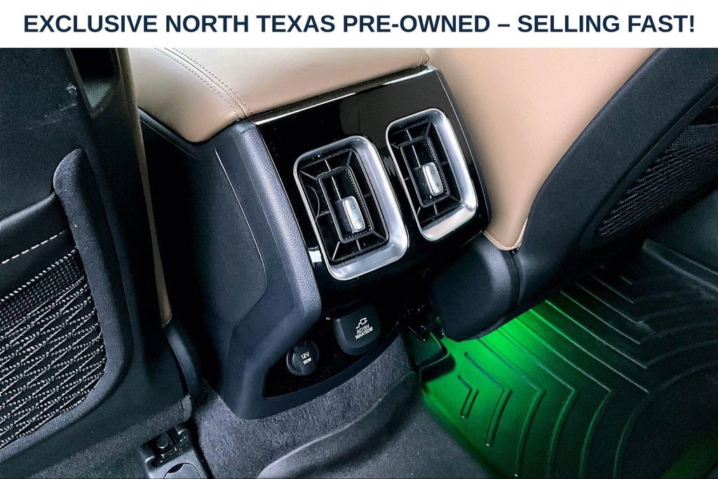 Used 2025 Kia Sorento SX Prestige w/ Olive Brown Leather Package AWD/4WD image 31
