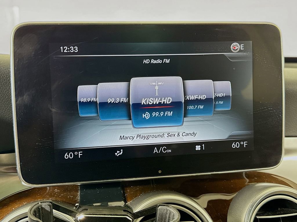 Used 2017 Mercedes-Benz GLC 300 4MATIC image 32