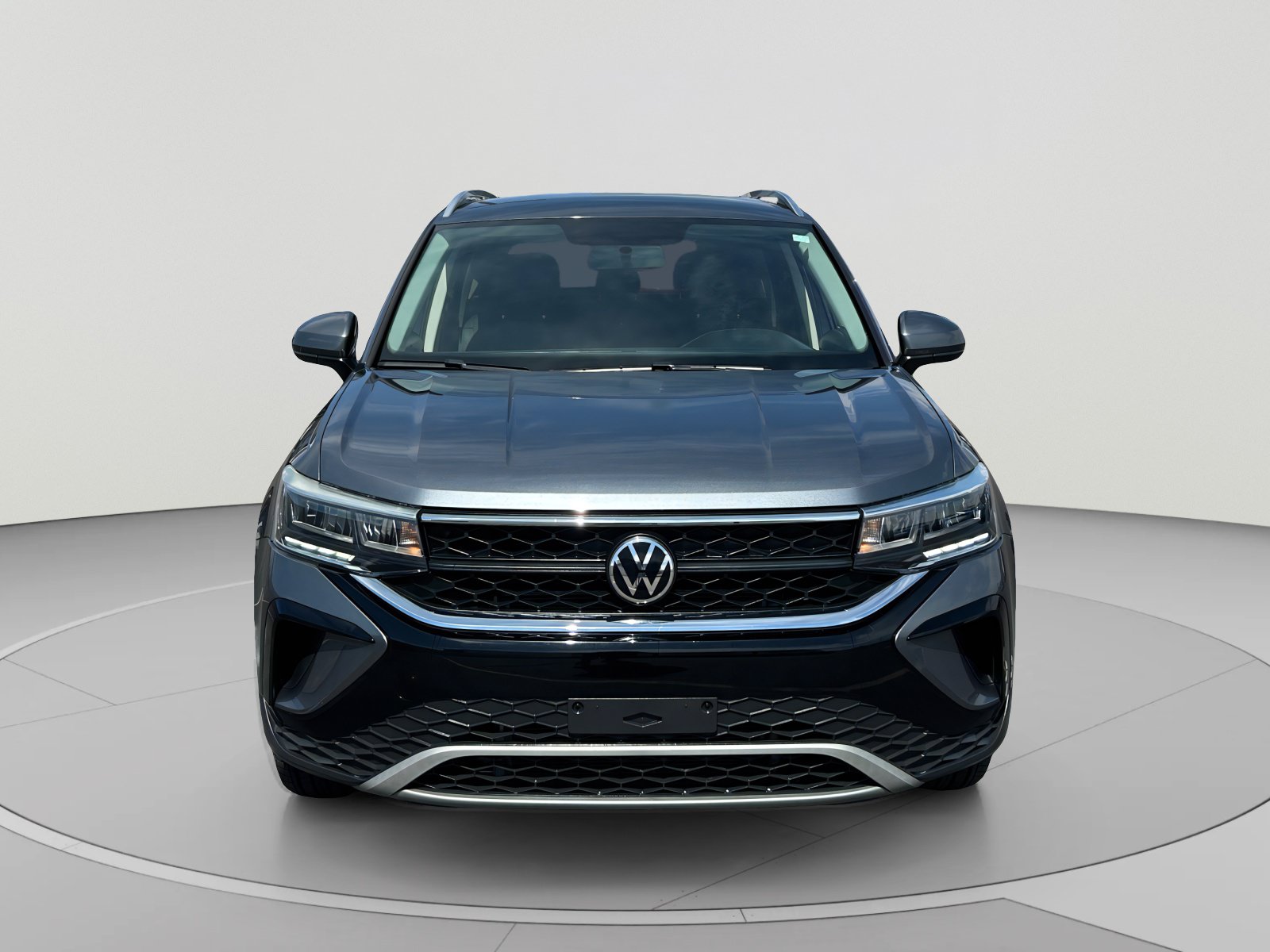 Certified 2022 Volkswagen Taos SE FWD image 8