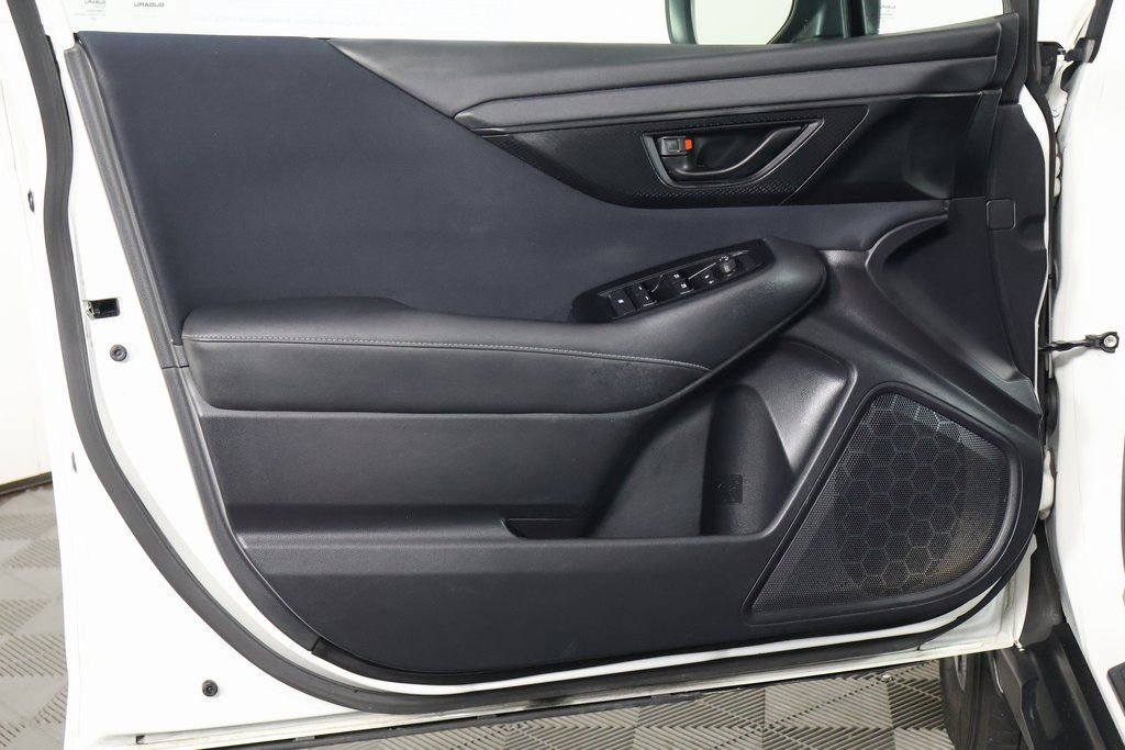 Used 2020 Subaru Outback 2.5i image 12