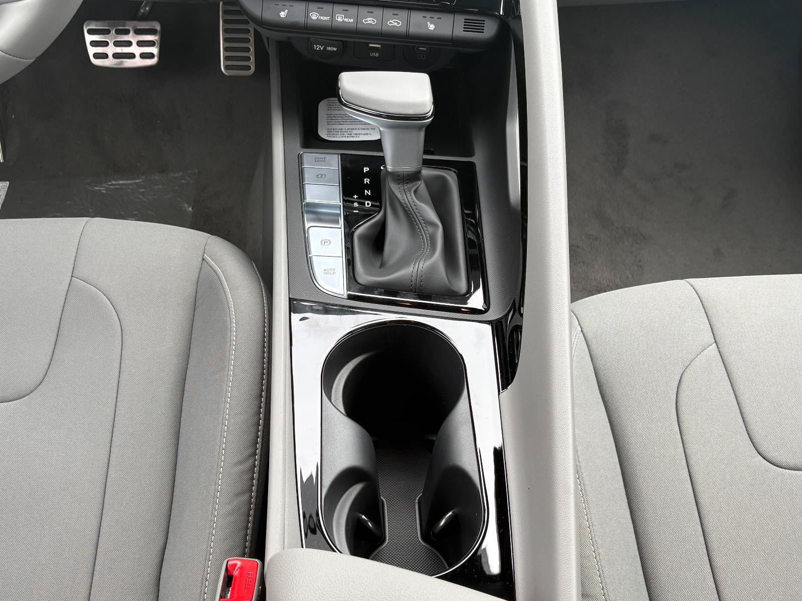 New 2025 Hyundai Elantra Sport FWD image 22