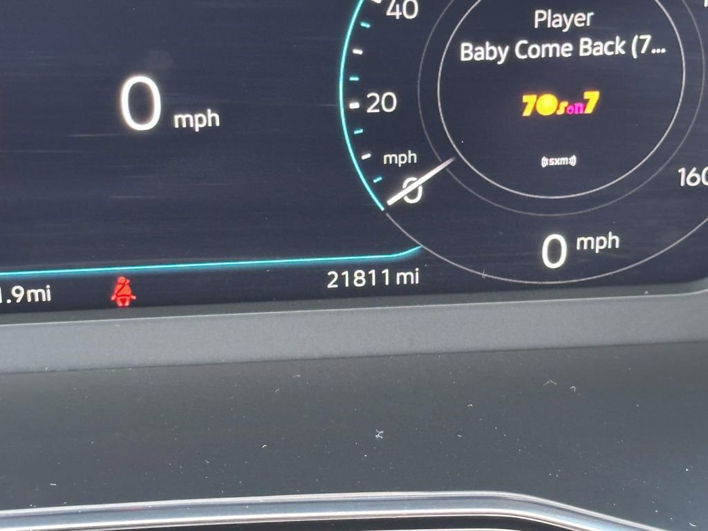 Certified 2022 Volkswagen Jetta SEL image 24