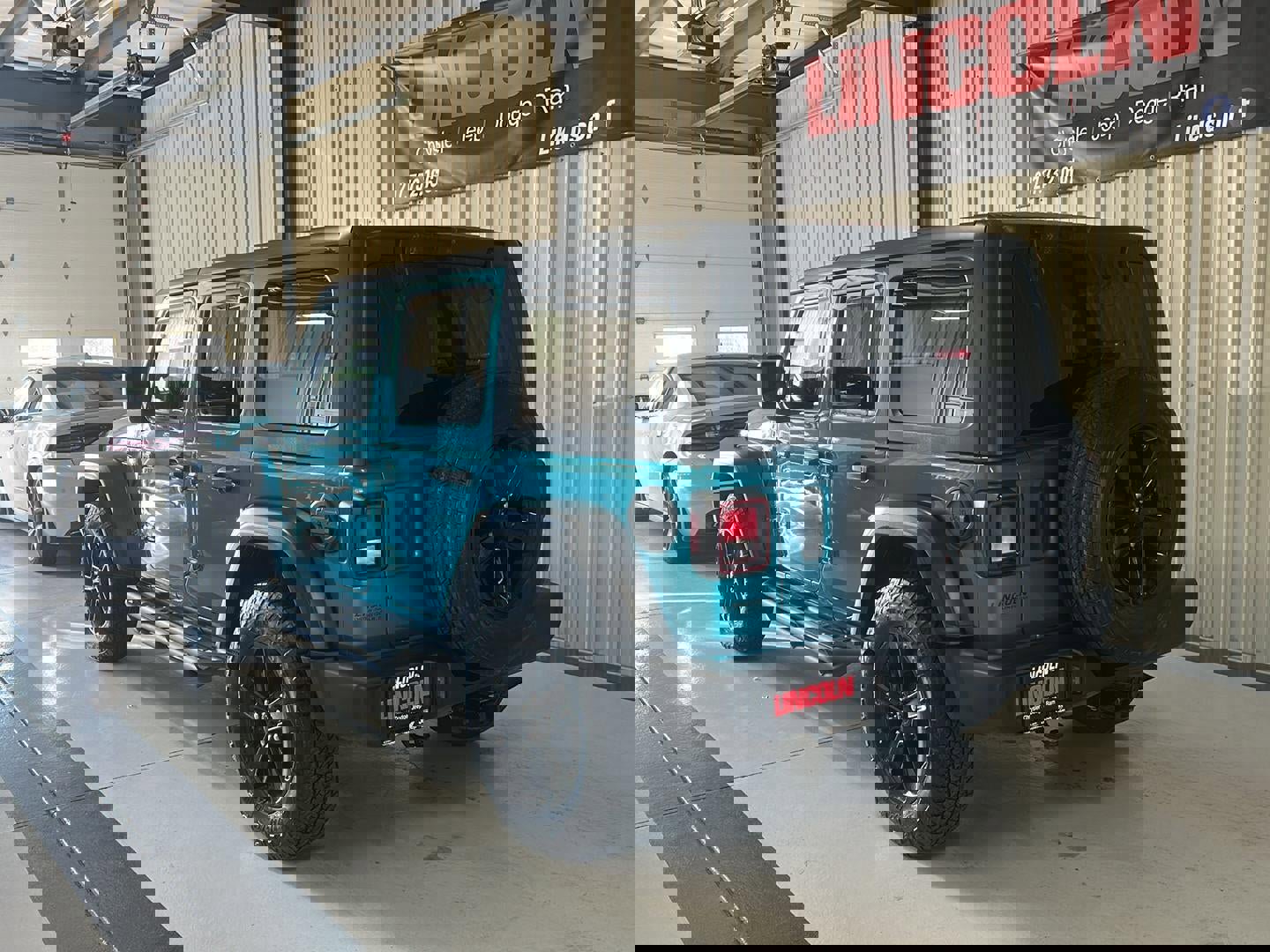 Used 2020 Jeep Wrangler Unlimited Sport image 4