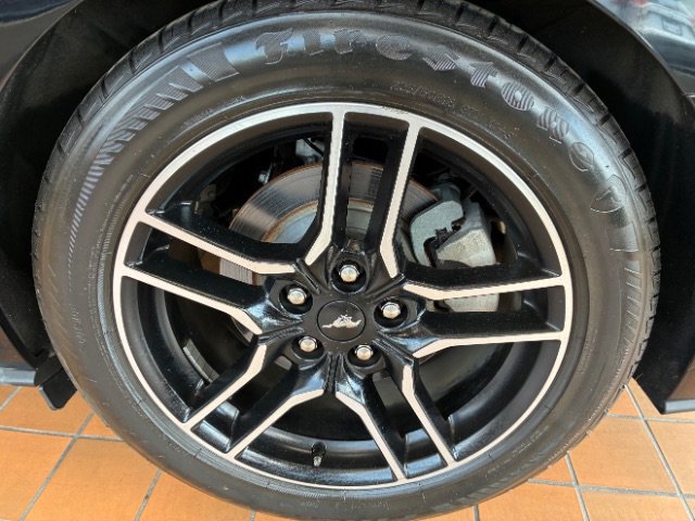 Used 2020 Ford Mustang Premium image 24