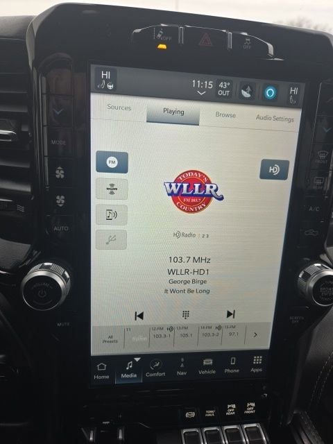 Used 2022 RAM 2500 Limited image 25