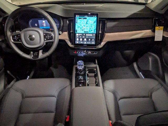 New 2026 Volvo XC90 T8 Plus w/ Protection Package AWD/4WD image 27