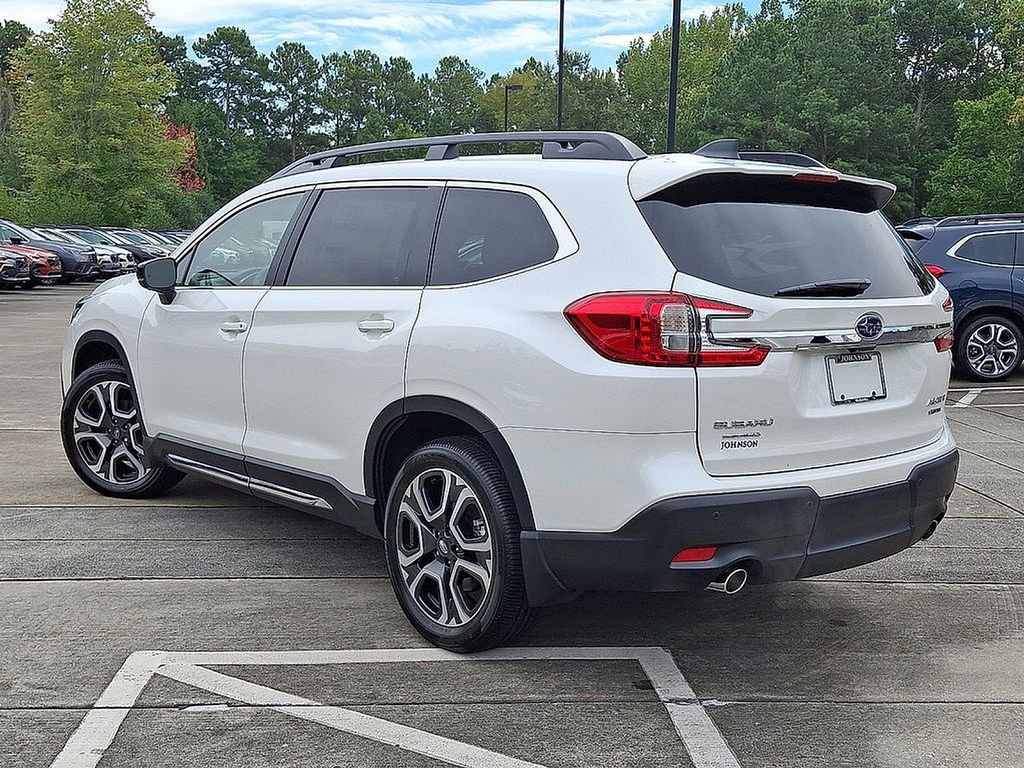 New 2025 Subaru Ascent Limited image 11