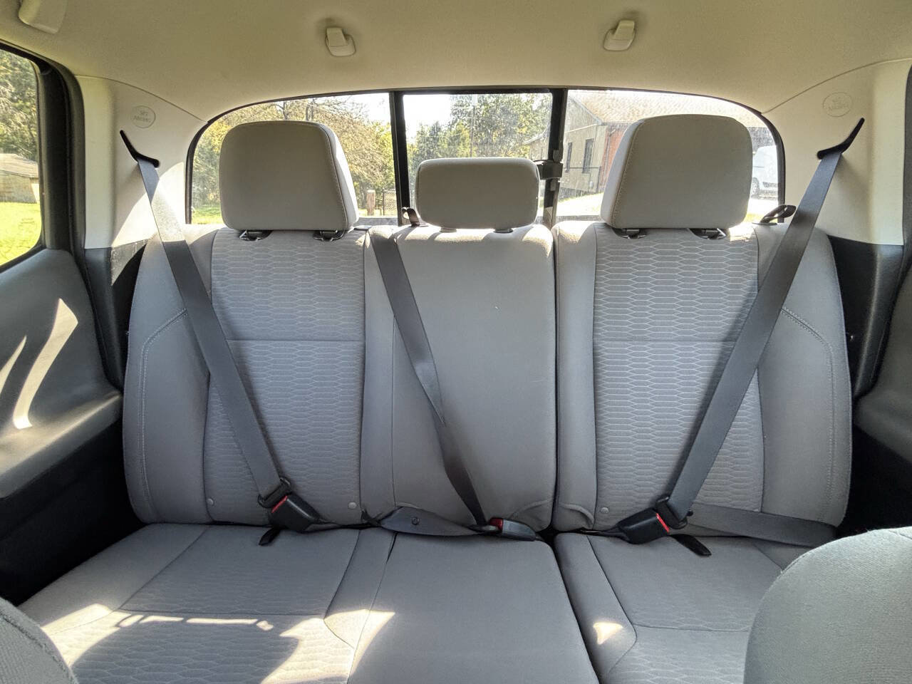 Used 2019 Toyota Tacoma SR image 25