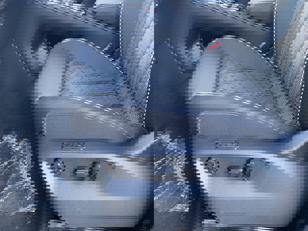 New 2026 Volkswagen Atlas SEL Premium R-Line image 16