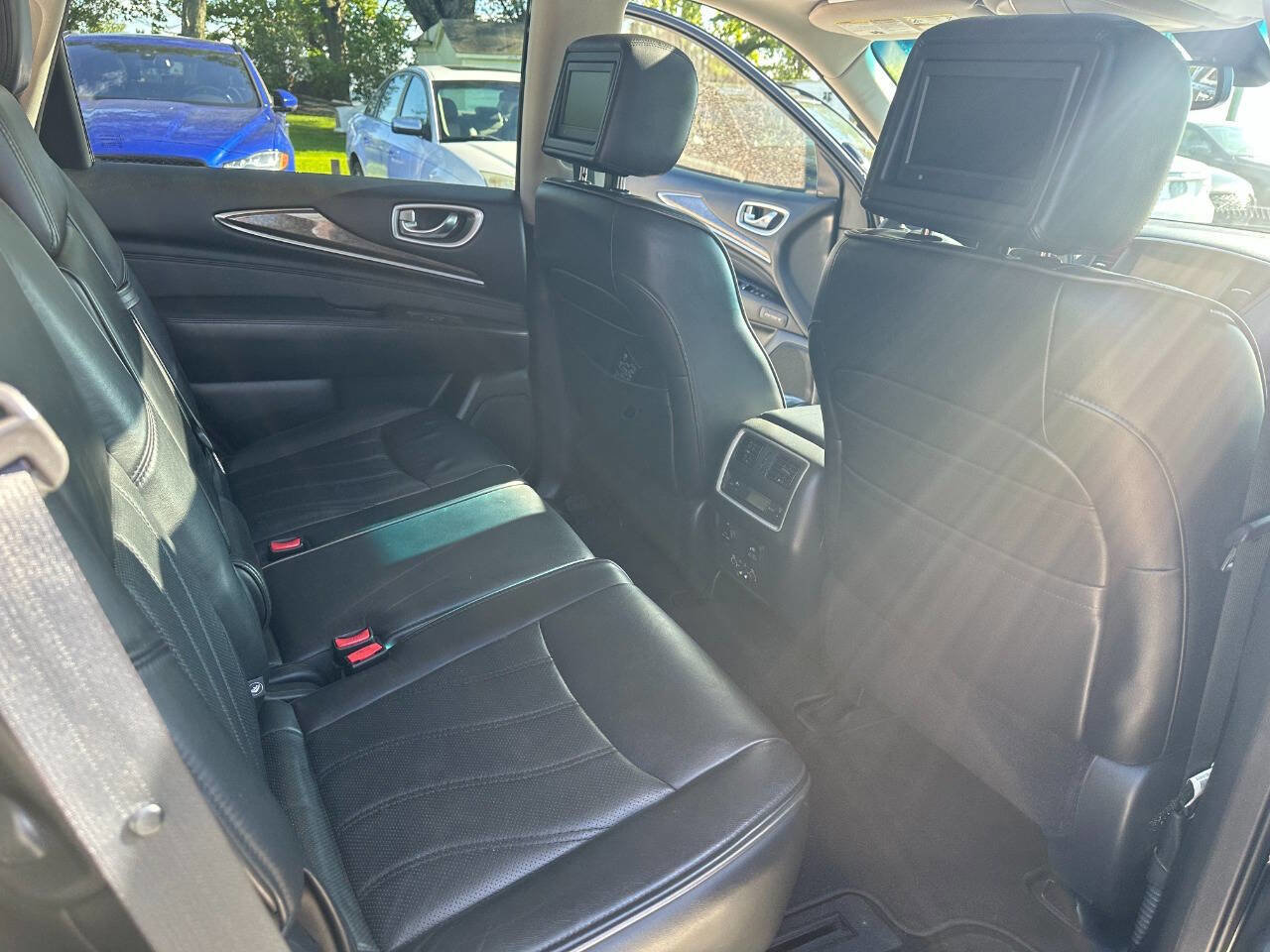 Used 2015 INFINITI QX60 FWD w/ Premium Plus Package image 19