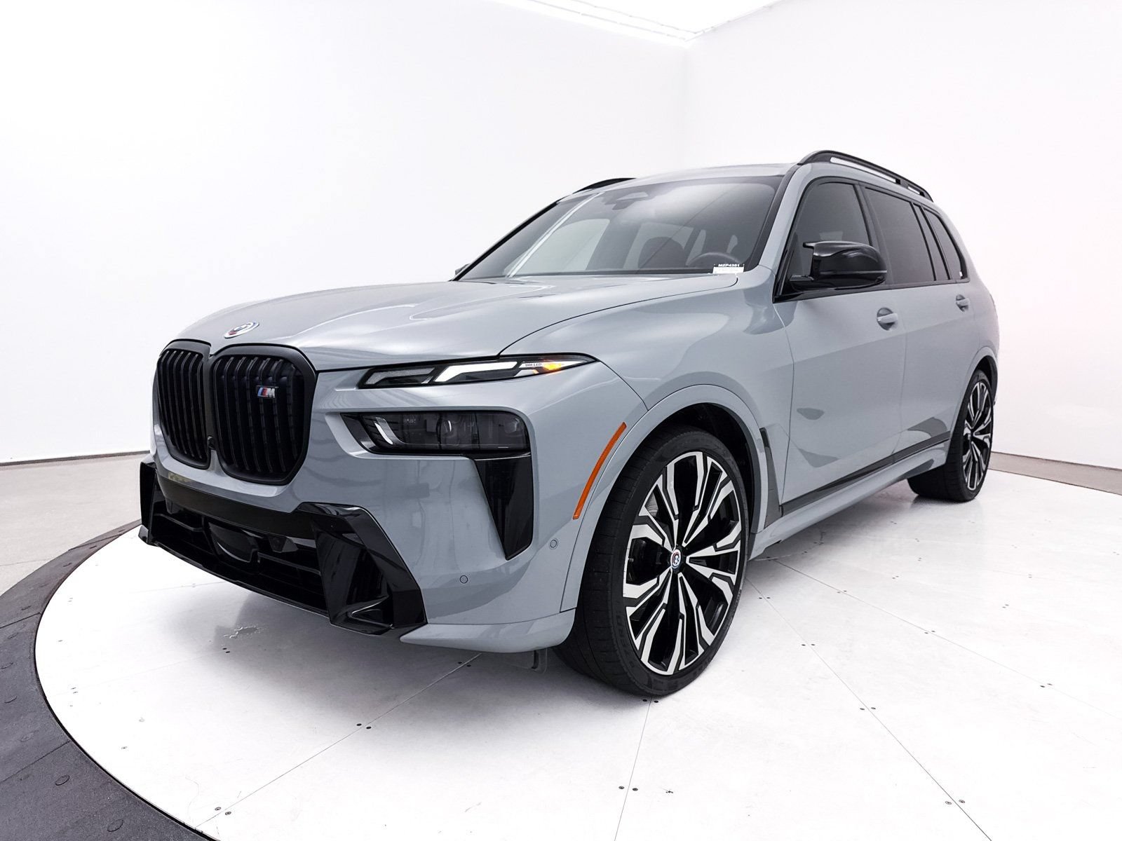 Used 2023 BMW X7 M60i w/ Executive Package AWD/4WD image 17