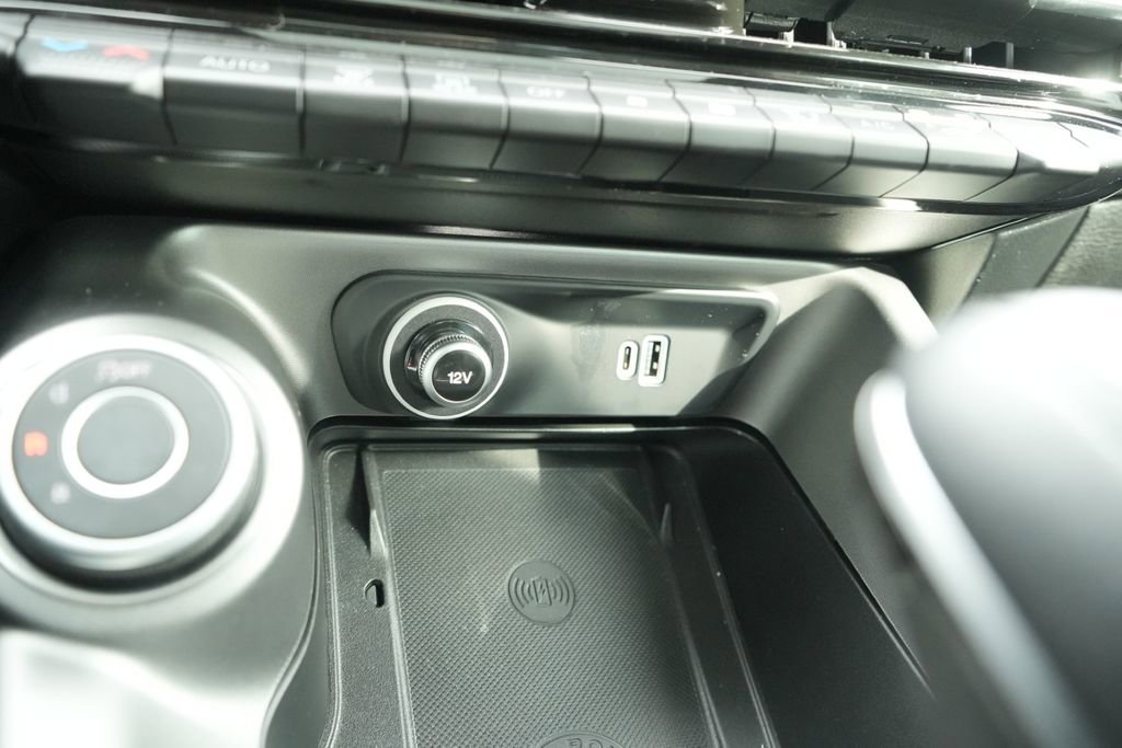 Used 2024 Alfa Romeo Tonale Ti w/ Active Assist Package image 37