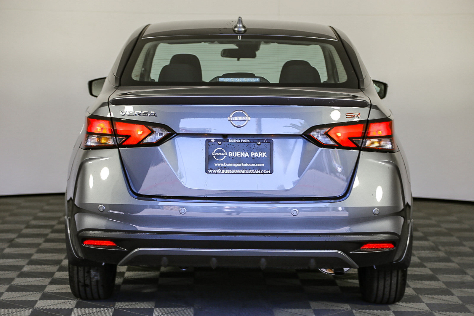 Used 2025 Nissan Versa SR w/ Trunk Package FWD image 8