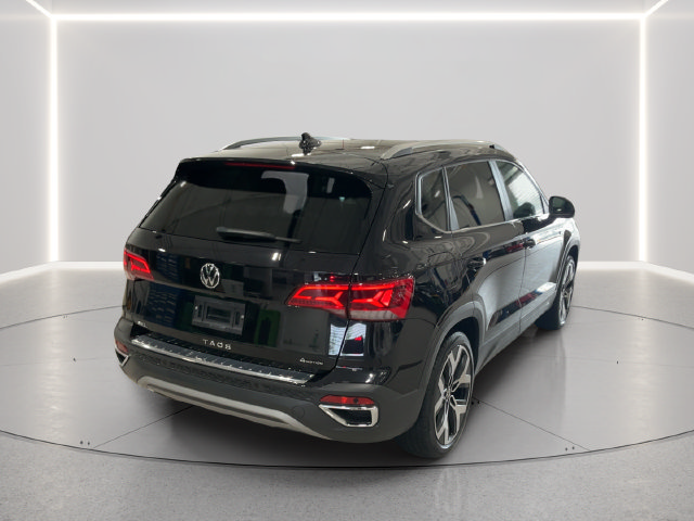 Certified 2023 Volkswagen Taos SEL AWD/4WD image 6