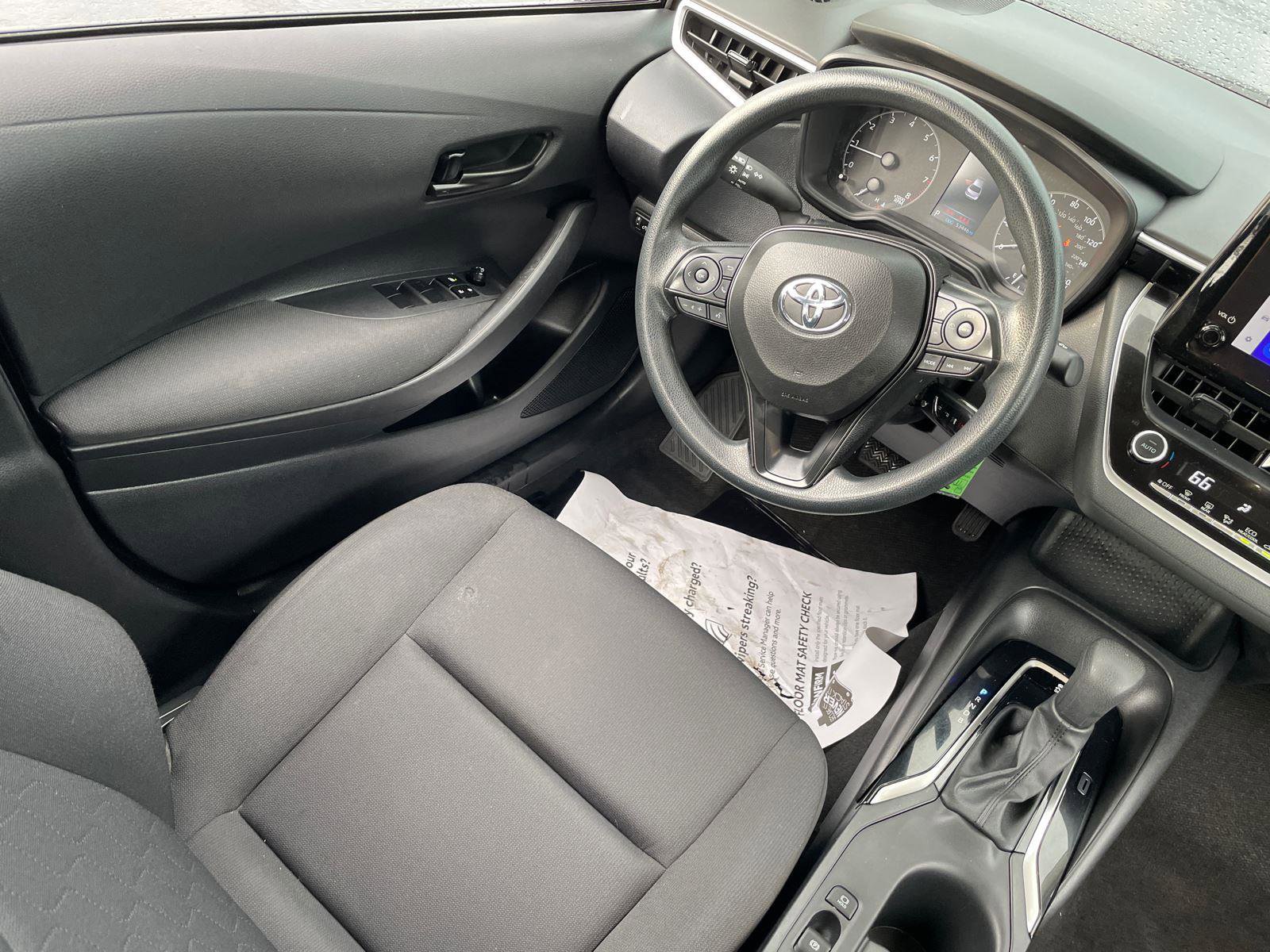 Used 2024 Toyota Corolla LE image 15