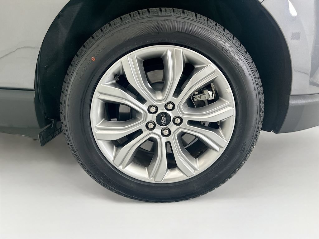 Used 2024 Ford Edge Titanium AWD/4WD image 29