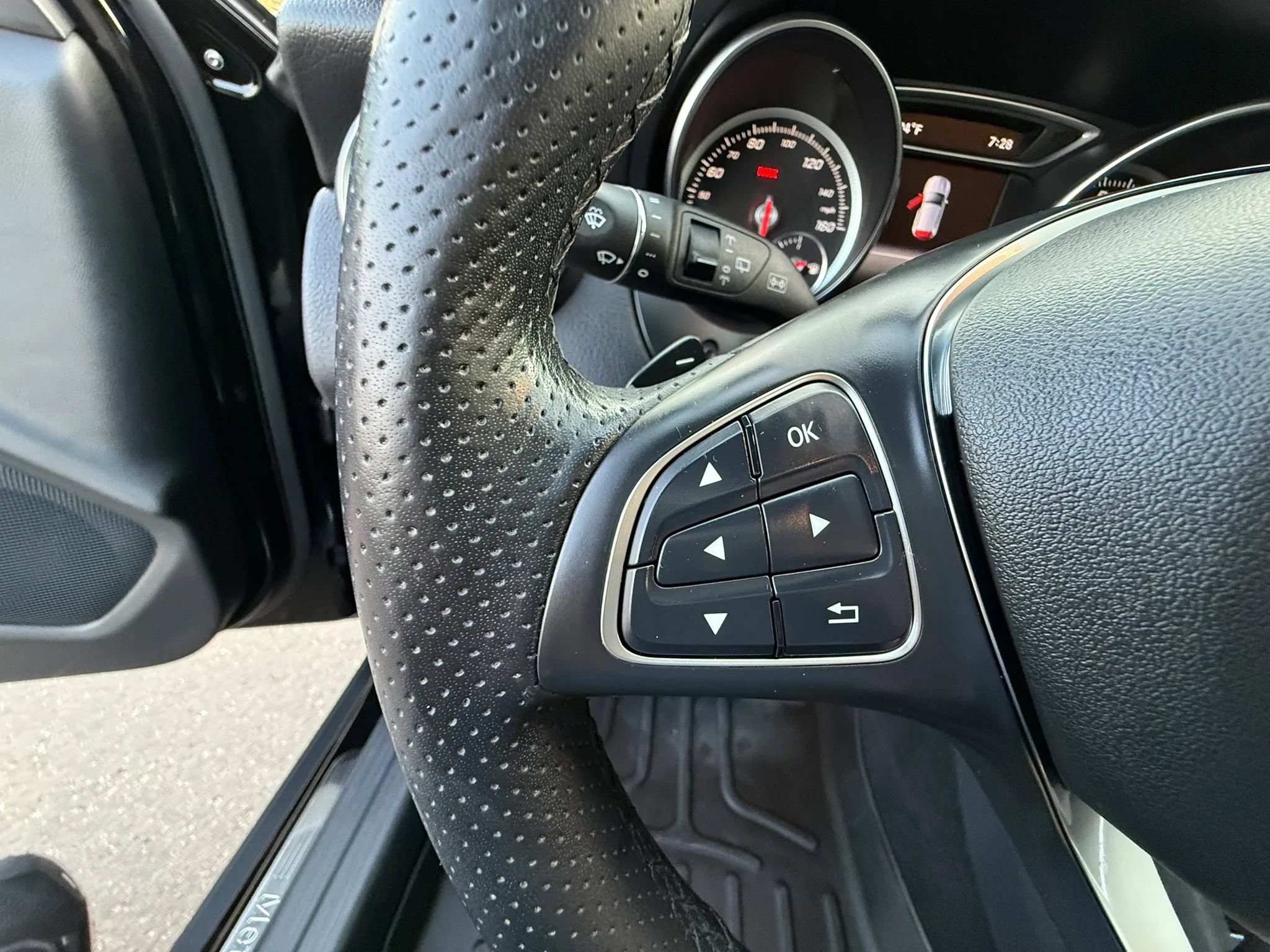 Used 2019 Mercedes-Benz GLA 250 4MATIC image 26