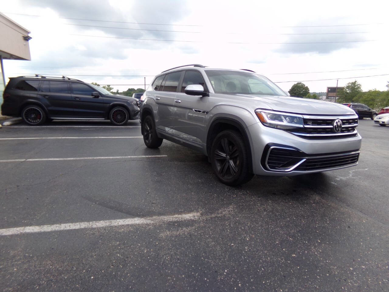 Used 2021 Volkswagen Atlas SE image 4