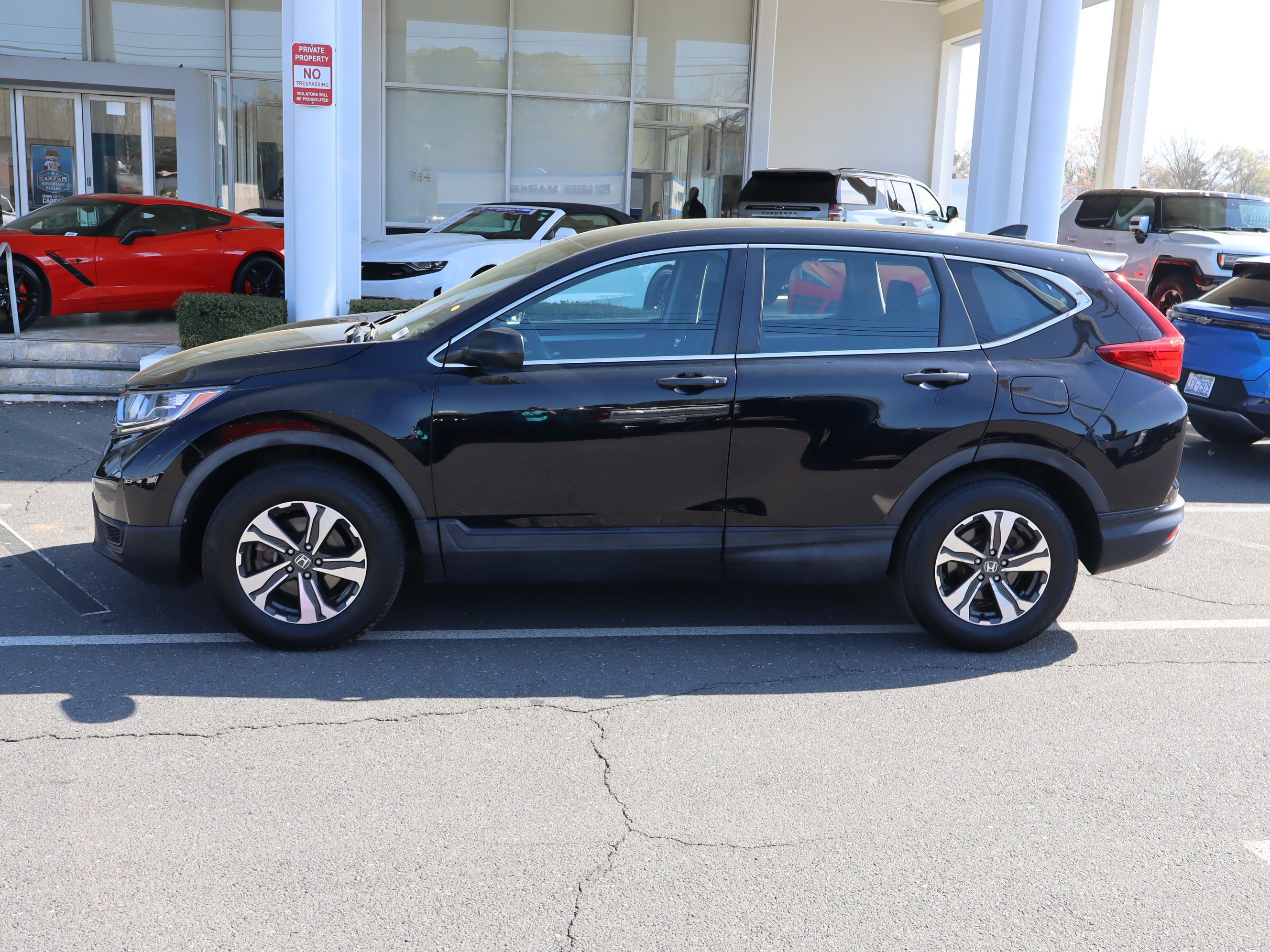 Used 2019 Honda CR-V LX image 7