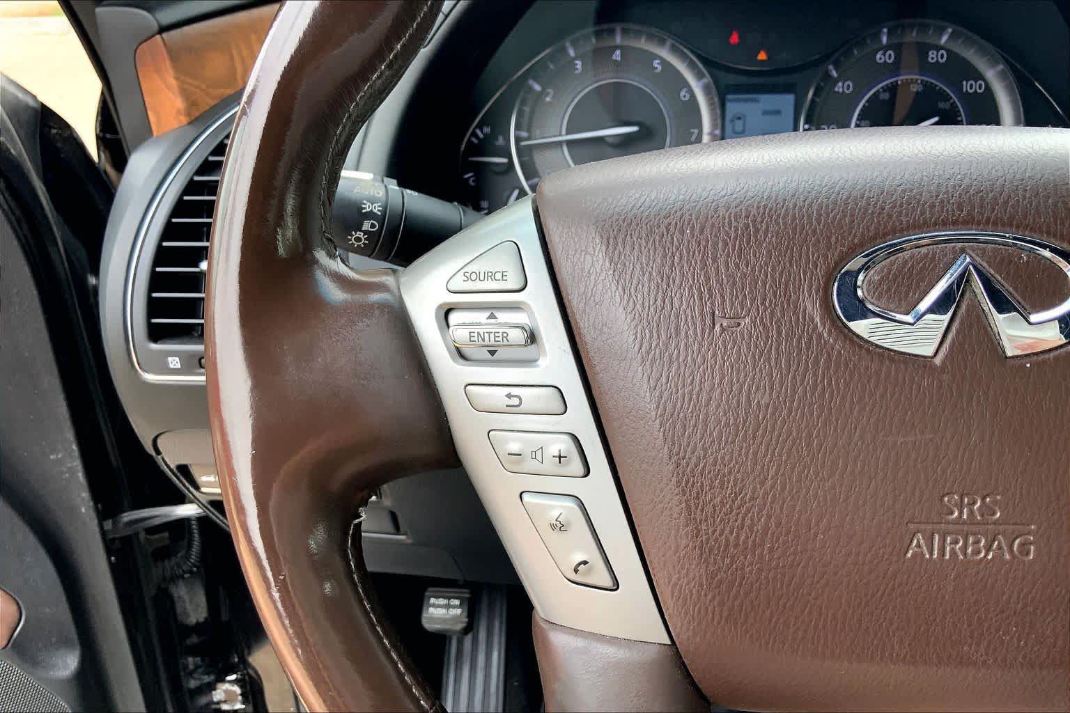 Used 2015 INFINITI QX80 4WD w/ Limited Package image 24