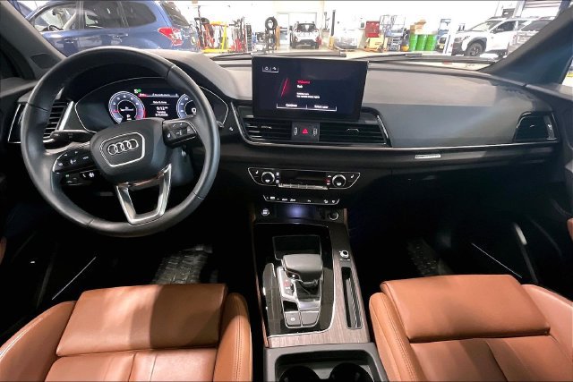 Certified 2024 Audi Q5 2.0T Premium Plus w/ Premium Plus Package AWD/4WD image 15