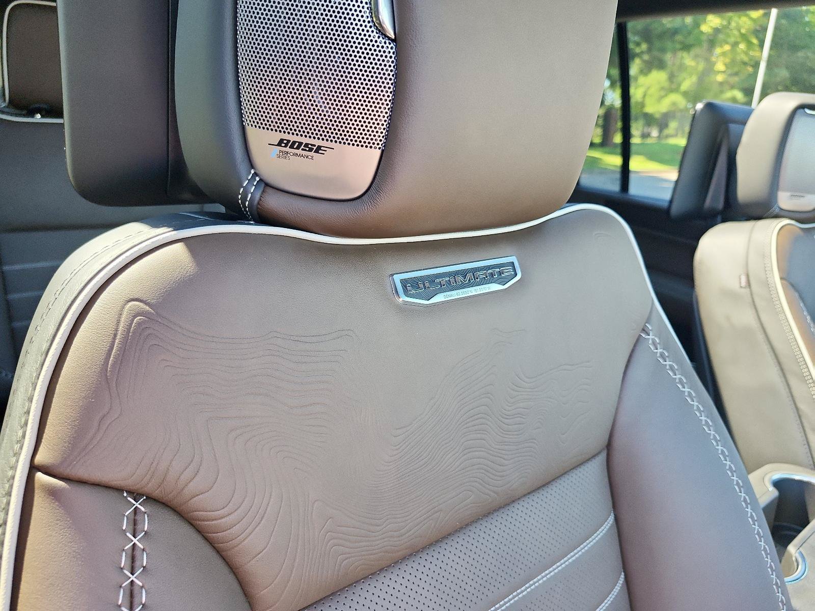 New 2026 GMC Yukon XL Denali Ultimate AWD/4WD image 8