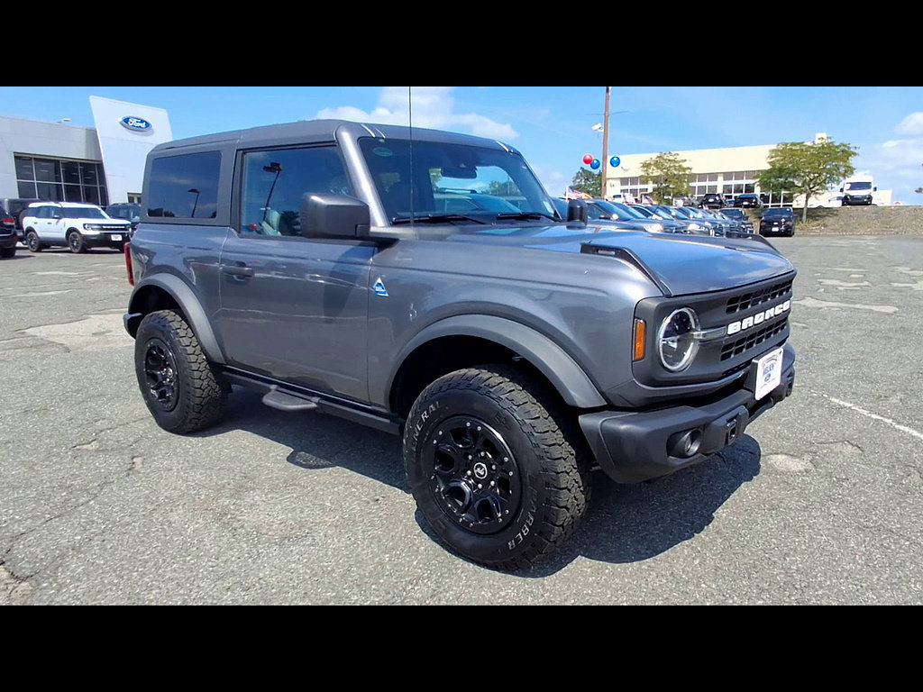 Certified 2023 Ford Bronco Black Diamond AWD/4WD image 2