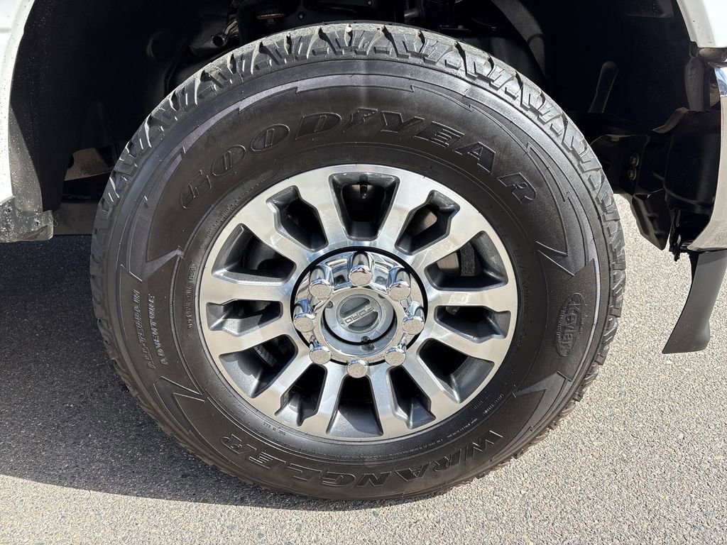 Used 2021 Ford F350 Lariat w/ Lariat Value Package image 31