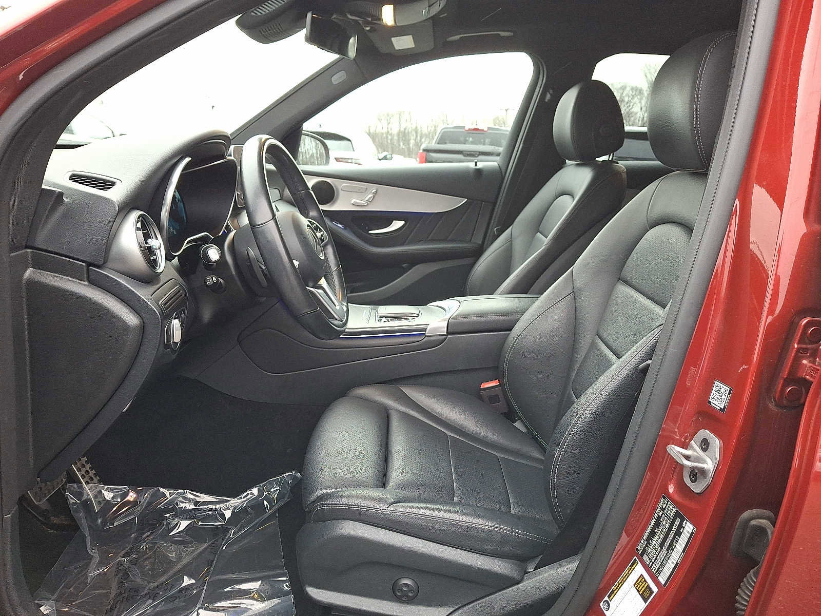 Used 2021 Mercedes-Benz GLC 300 4MATIC image 14