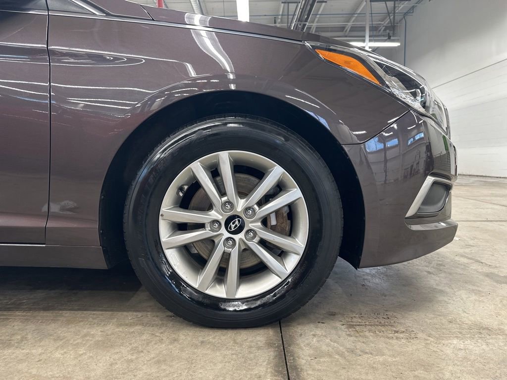 Used 2017 Hyundai Sonata SE FWD image 32