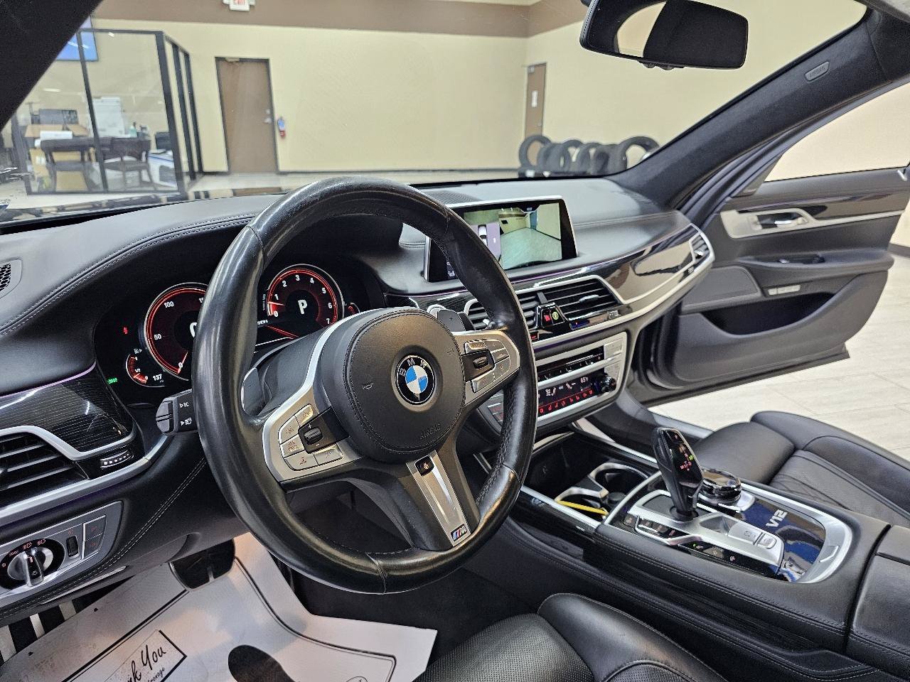 Used 2018 BMW M760i xDrive AWD/4WD image 19