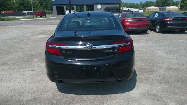 Used 2017 Buick Regal Premium FWD image 4