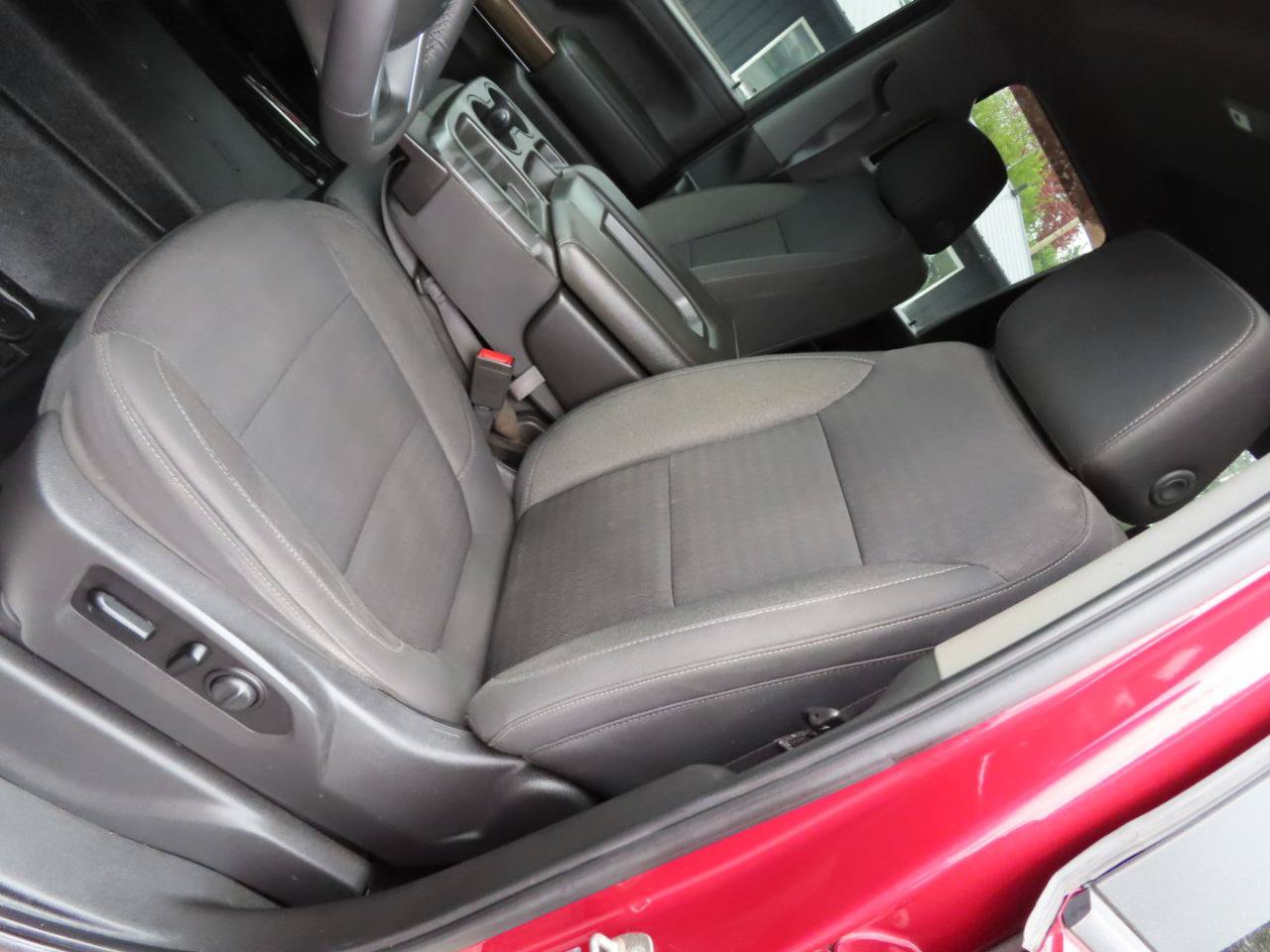 Used 2020 Chevrolet Silverado 3500 LT w/ Convenience Package AWD/4WD image 14