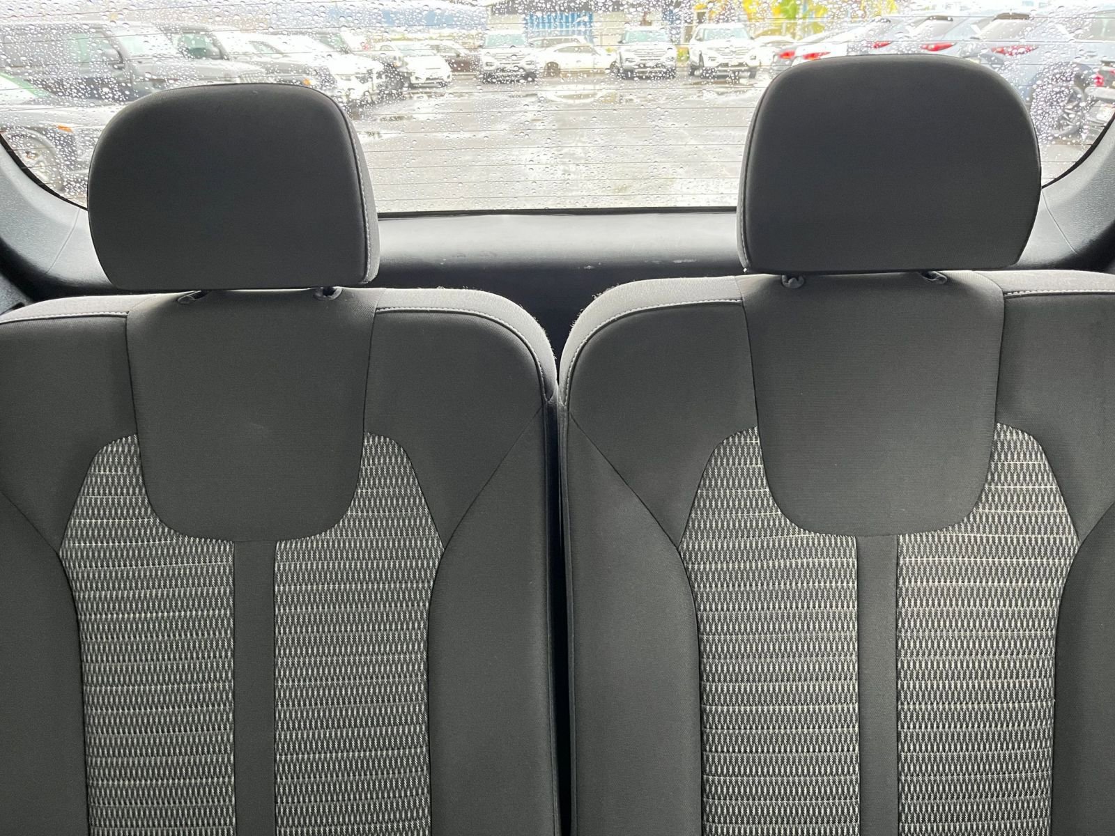 Used 2023 Kia Sorento LX image 29