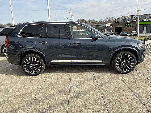 New 2026 Volvo XC90 B6 Plus w/ Protection Package AWD/4WD image 7