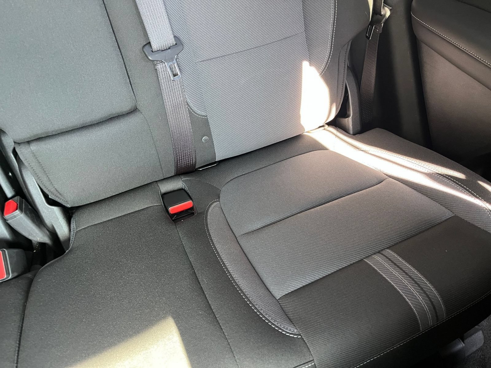 Used 2025 Chevrolet Blazer LT FWD image 38