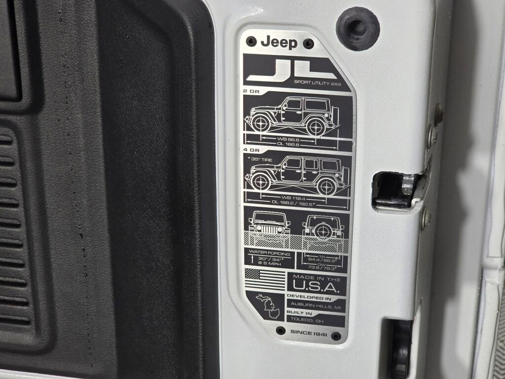 New 2026 Jeep Wrangler Unlimited Rubicon w/ Steel Bumper Group image 38