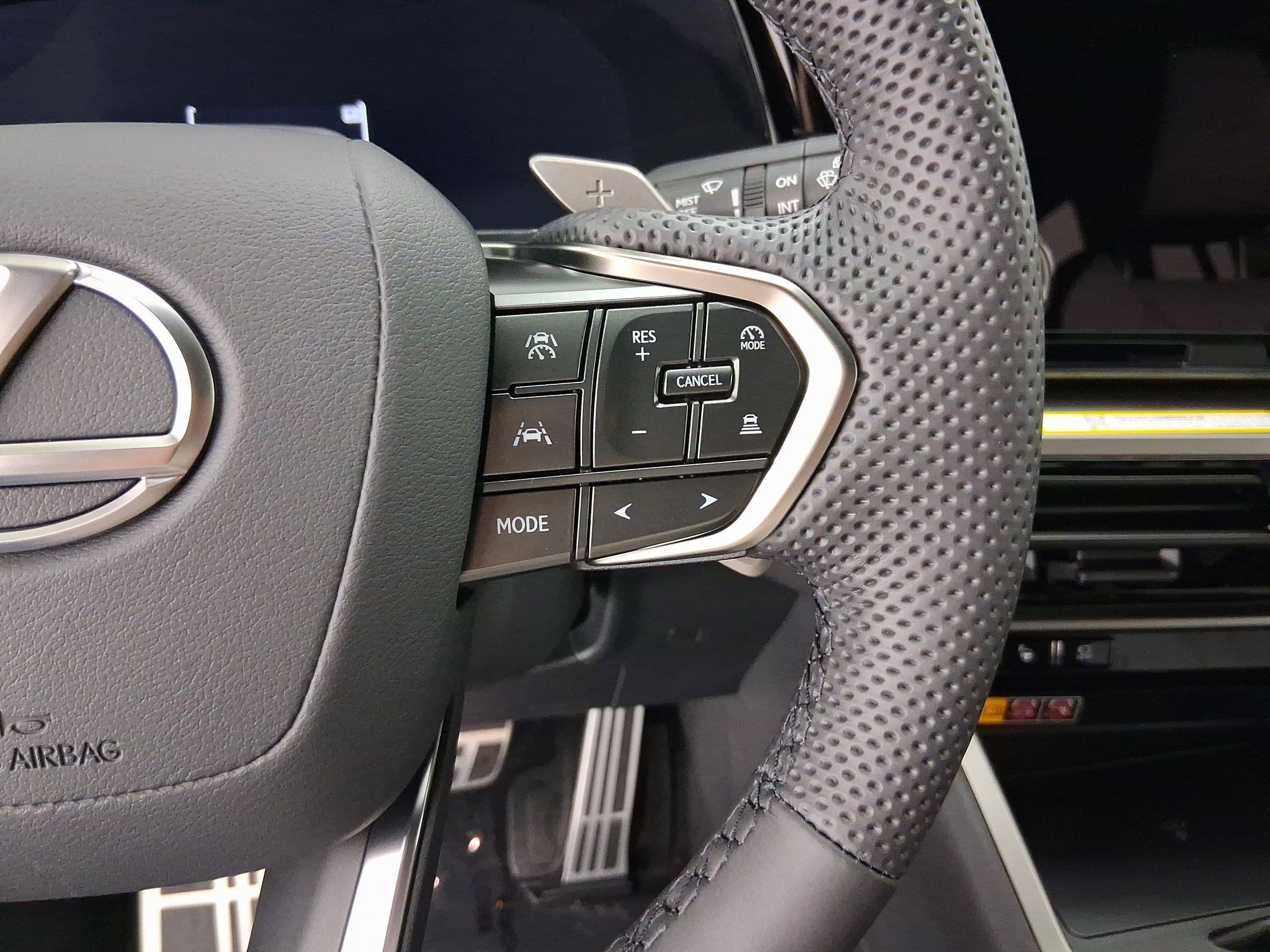 New 2026 Lexus TX 500h AWD image 20