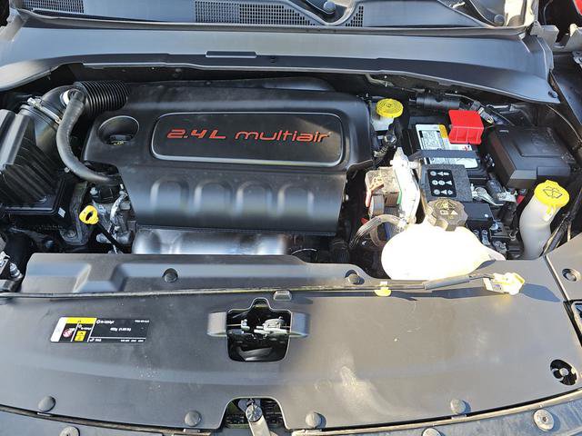 Used 2022 Jeep Compass Limited w/ Sun and Sound Group image 9