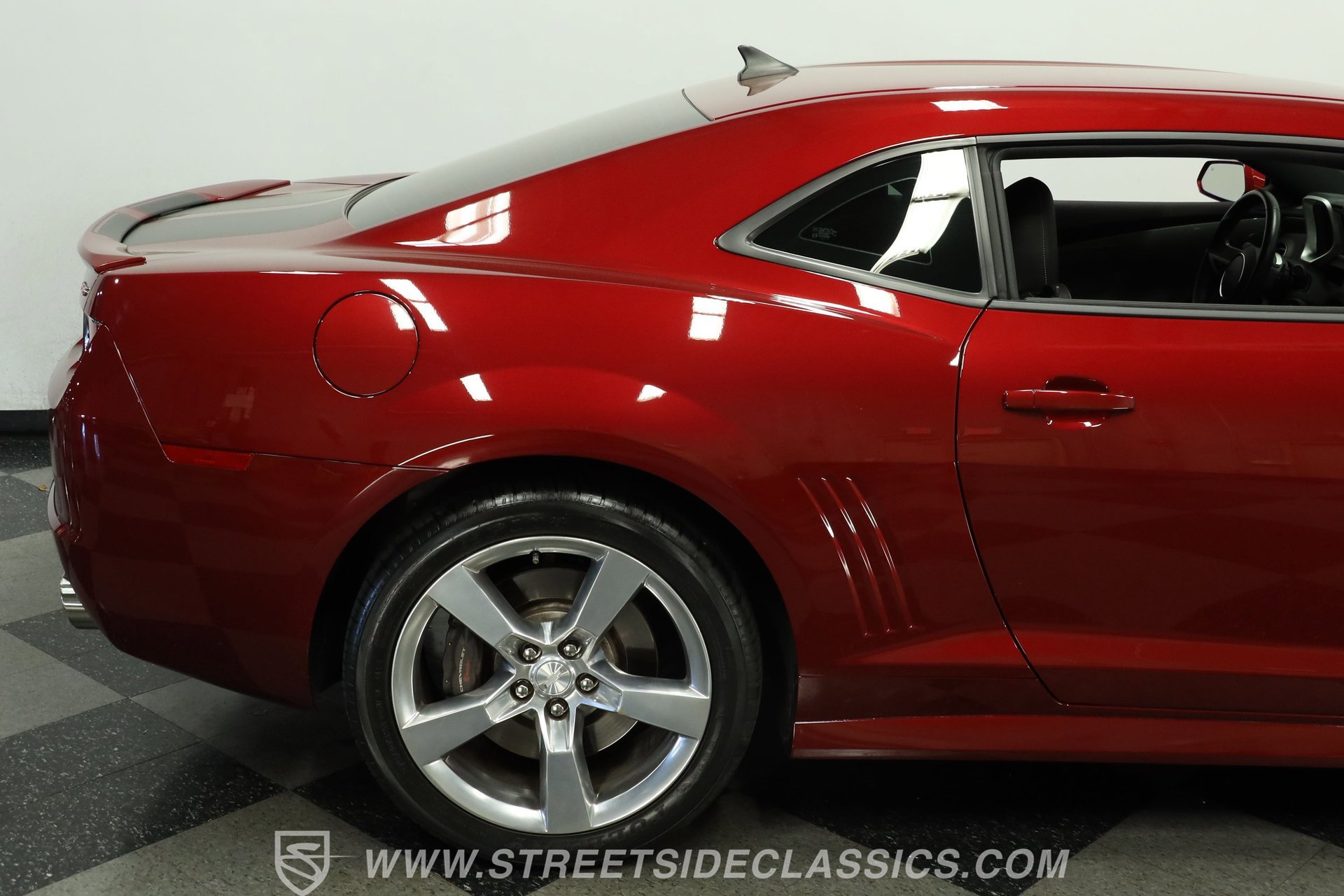 Used 2010 Chevrolet Camaro SS w/ RS Package image 27